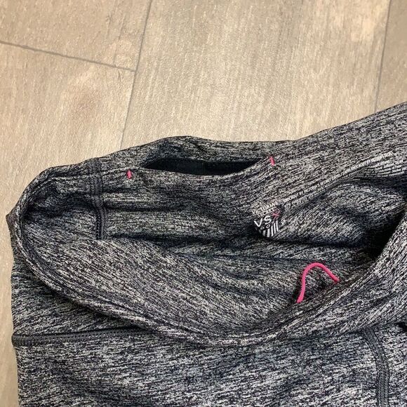 Victoria Secrets VSX Sport Capri Active Leggings‎ - Picture 7 of 8